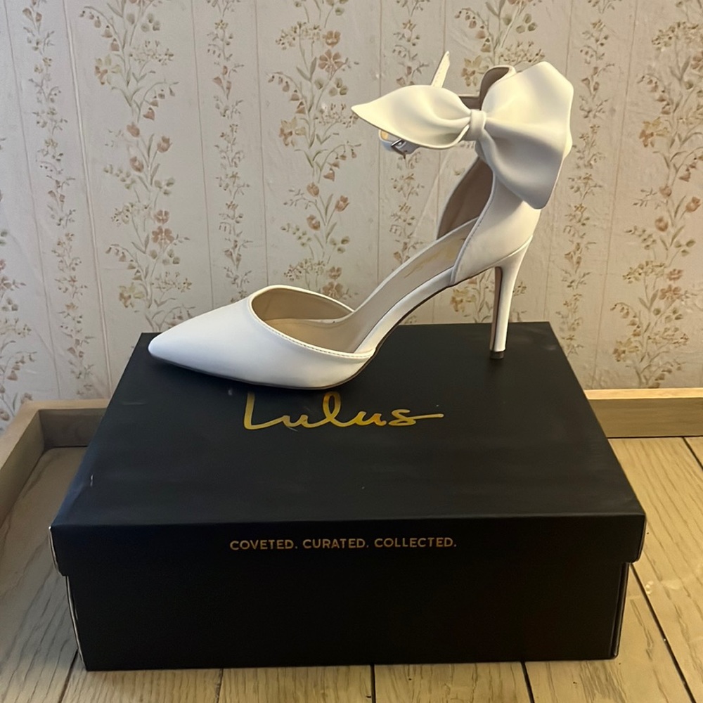 Lulus Strap Pump. Lizaa White Bow Ankle Strap